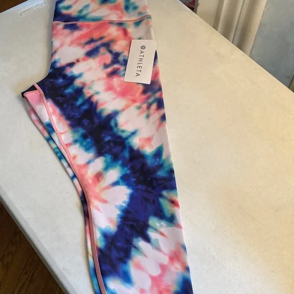 Athleta Elation Tie-Dye Leggings 7/8 Tight - Picture 7 of 8